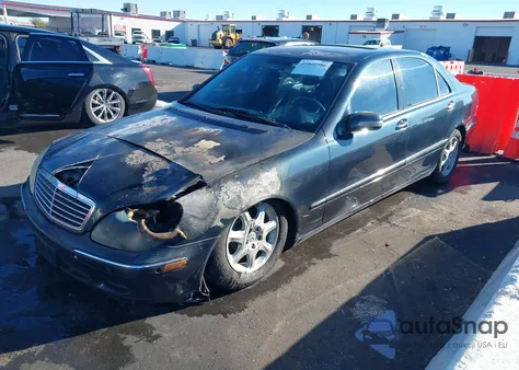 2000 Mercedes-Benz S 500 из США, поврежденный, VIN WDBNG75J1YA058277